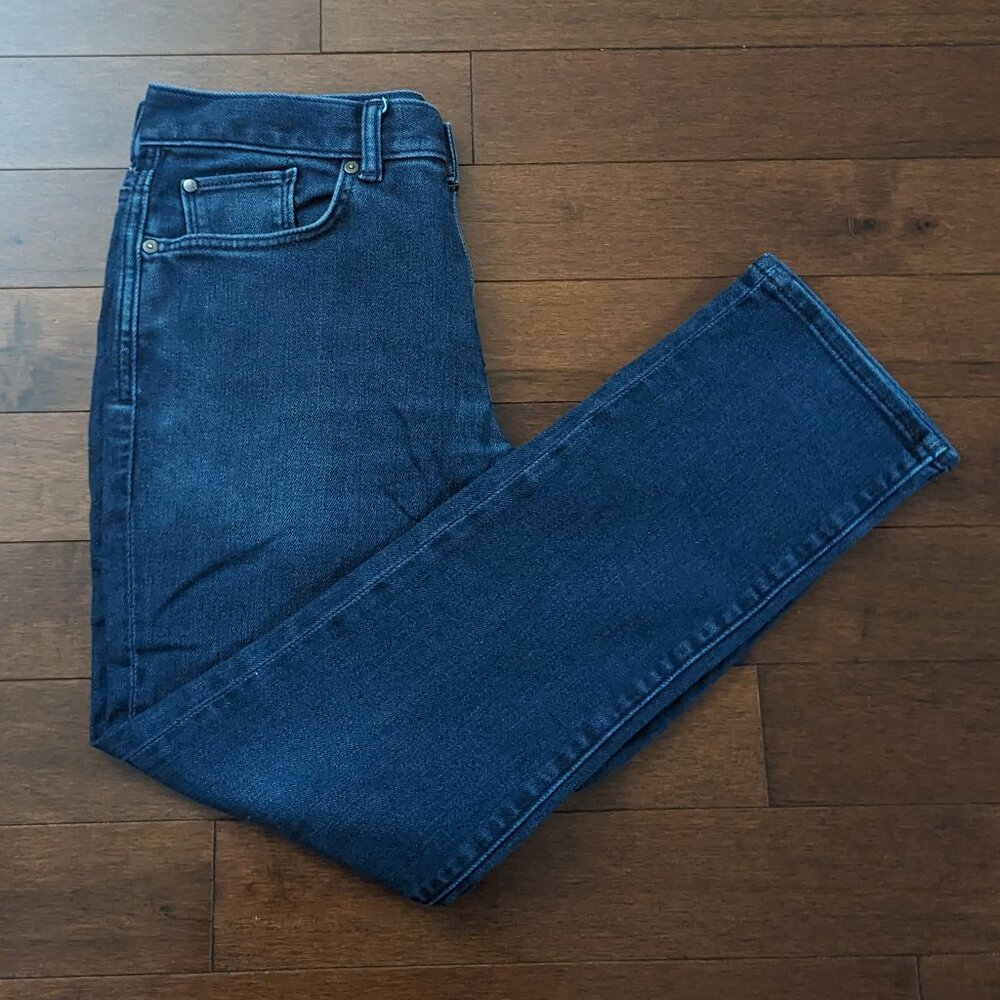 Banana Republic The Traveler Essential